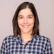 Lisa Paschke's Instagram, Twitter & Facebook