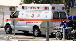 צוותי רפואה ביצעו החייאה בפצוע אנוש ובפצוע קשה ופינו אותם לבית החולים בילינסון. ×¤×™×'×•×¢ ×'×©×•×ž×¨×•×Ÿ ×ž×—×'×œ ×¨×¦×— ×™×©×¨××œ×™ ×'×¦×•×ž×ª ×ª×¤×•×— ×›×œ×›×œ×™×¡×˜