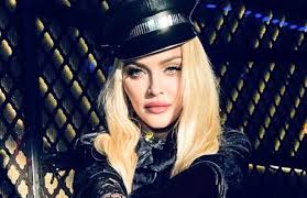 Modelka z Madonninho klipu: Bola mnou posadnutá