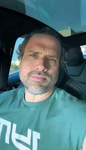 I'm sorry, I LOVE the show but Johnson's…PLEASE STOP CALLING JOOSE  “YOLSAY”. Have you ever heard him say his own name? It's pronounced  “YO-SAY” or “YO-ZAY”... out of his mouth lol. Please