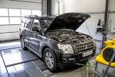 Mitsubishi-Pajero-(V80)