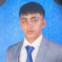 3200+ Profile mit dem Suchbegriff „Russo“