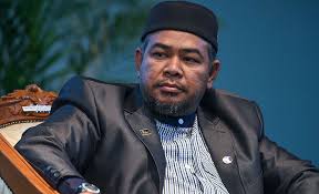 He is a member of the islamist pas party propping up malaysian. Police Open Investigation Paper On Khairuddin For Breaching Quarantine 27 Reports Received The True Net