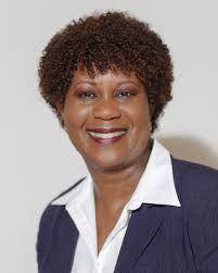 Joan Muir's Instagram, Twitter & Facebook