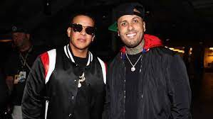 We analyze the majority of ticket sites and show. Daddy Yankee And Nicky Jam Posing For A Photo Together Muevelo Nicky Jam Daddy Yankee 1330x750 Wallpaper Teahub Io