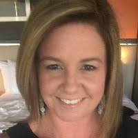 Stephanie Hoyer's Instagram, Twitter & Facebook