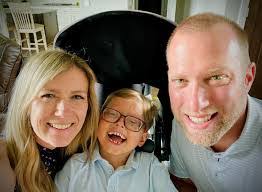 Charlie Button's Instagram, Twitter & Facebook