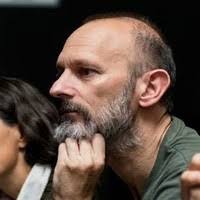 100+ perfiles de «Berenstein»