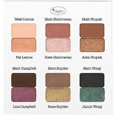 Bietet lebhafte farben, bleibt stundenlang an, ohne zu verblassen, und ist baubar. Thebalm Meet Matt E Shmaker Eyeshadow Palette 9 6 Gr U
