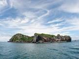 เกาะทองหลาง Thonglang Island
