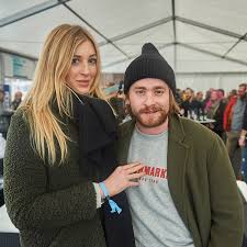 Situated in baschi, this hotel is within 9 mi (15 km) of hospital santa maria della stella, crocifisso del tufo, and porta romana. Baschi Und Alana Netzer Im Januar 2019 Arosa Schweiz Proclaim Media