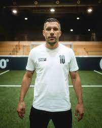 Lukas josef podolski (german pronunciation: Lukas Podolski Facebook