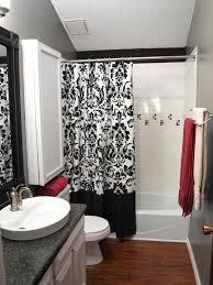 Maintain your appearance clean and modern, with a resort motif. Enchanting Black White And Red Bathroom Decorating Ideas Decor At Layjao