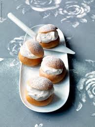 Mini Bigne Alla Panna Efterrattsrecept Semlor Lacker Mat