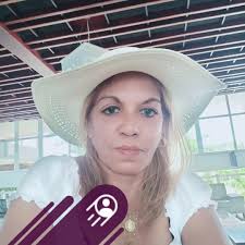 Last time my sim was *deflowered* and therefore embarrassed the ENTIRE TIME  😔