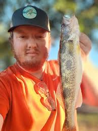 6:30 p.m. Evening bite started to pick up. Tossed back several fish. Kept  some to make fish tacos tomorrow. Late post