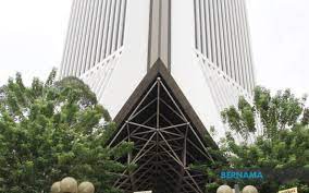 Himpunan aman bersih 2 0 part 2; Bernama Business As Usual At Menara Maybank As Necessary Sanitation Done