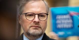 Petr fiala wurde 1943 geboren und studierte klavier, komposition und dirigieren an den musikhochschulen in brünn und prag. President Zeman Agrees To Meeting With Ods Leader Senate To Debate Transfer Of Power Prague Czech Republic