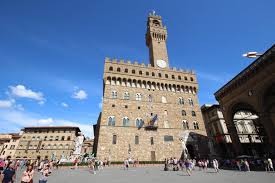 At the time, palazzo vecchio was called palazzo dei priori, named after the priory of arts, the city council composed of members of the guilds of florence. Palazzo Vecchio Old Palace Florence