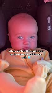 Capri Ella, Dad's Twin