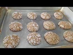 Alton brown, the king of nerdy cooking, has graced us with some genius tips over the years. Alton Browns Italian Christmas Cookies One That Would Produce Luxuriously Thick Yet Still Chewy Cookies Ygnizem Wallpaper