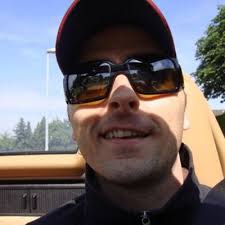 Rene Lorenz 🇺🇦 (@Thatsmilingface)