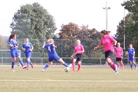 In ihrem verein, dem mffc wiesbaden, belegte sie am ende mit ihrem team in der gruppenliga den zweiten platz und wurde auch in die regionalauswahl berufen. Die Offizielle Homepage Des Ksv Hessen Kassel E V