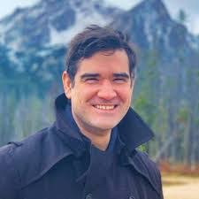 Stephen Mcdougall's Instagram, Twitter & Facebook