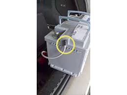 Changer La Batterie Sur Bmw E87 118d Tutoriels Oscaro Com
