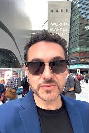 Jason Pires's Instagram, Twitter & Facebook