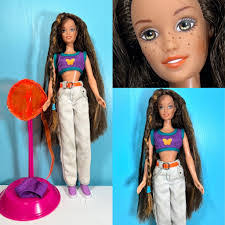 Courtney Skipper's Instagram, Twitter & Facebook