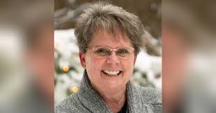 Shelley Nickerson's Instagram, Twitter & Facebook