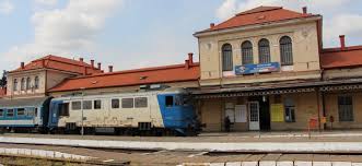 Pretul biletelor variaza pentru clasa i: AtenÈie Trenul Satu Mare BucureÈti Anulat In MinivacanÈa De 1 Decembrie