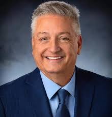 Jim Finn's Instagram, Twitter & Facebook