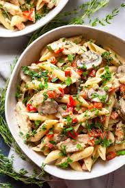 Creamy Red Pepper And Mushroom Chicken Pasta Pasta In A Creamy Garlicky Sauce With Slices Of J Chicken Mushroom Pasta Red Sauce Pasta Recipe Stuffed Peppers