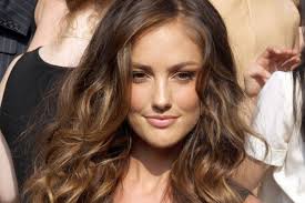 To give you an idea of the cool hairstyles are awaiting you, i've put together a collection of the top 60 best men's medium wavy hairstyles. Wavy Hairstyles Best Cuts And Styles For Long Naturally Wavy Hair The Skincare Edit