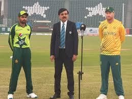 Watch live cricket action of pak vs sa live matches. Pakistan Vs South Africa Live Cricket Score 2nd T20i The Times Of India 16 2 South Africa 145 4