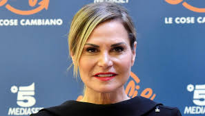 How can i contact simona ventura's management team or agent details, and how do i get in touch directly? Simona Ventura Harsh Criticisms Of Alessia Marcuzzi And The Island Of The Famous