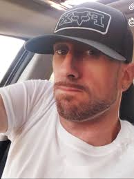 Why won't Apple CarPlay work in my 2020 Explorer?