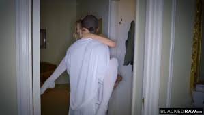 Zencinin Kucağında Defalarca Boşalıyor - Astalavista