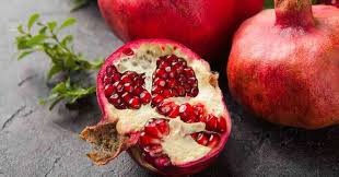 Buah delima, buah asli asia dan timur tengah, memiliki sejarah panjang dan berharga. Khasiat Buah Delima Untuk Kesihatan Tubuh Dan Minda Food Fruit Apple