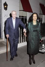 As an actor, michael caine chose to keep his native cockney accent to make a statement about england's class system. Michael Caine And Stunning Wife Shakira Step Out For Romantic Dinner In London Aktuelle Boulevard Nachrichten Und Fotogalerien Zu Stars Sternchen