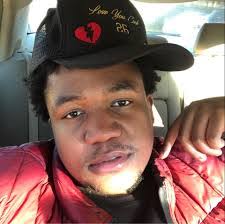 Abel Maes's Instagram, Twitter & Facebook