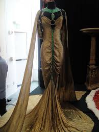Costume De Claudette Colbert Pour Cleopatre Mode Egyptienne Mode Egypte Robe Cleopatre