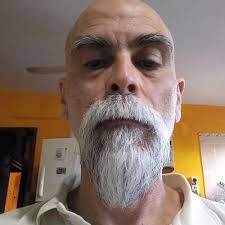 Daniel Almada (@dani711almada)