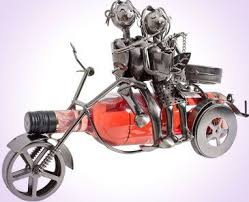 Porte Bouteille Motards Amoureux Porte Bouteille Porte Bouteille Vin Decorer Bouteilles De Vin