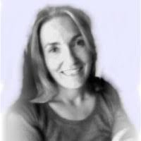 Laurie Labelle's Instagram, Twitter & Facebook