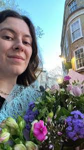 Lydia Snapp's Instagram, Twitter & Facebook