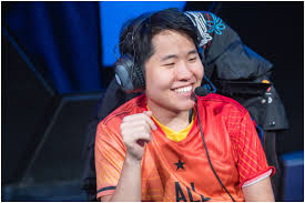 He had at least 1 relationship previously. Disguised Toast Net Worth Ex Girlfriend Xchocobars Age Height Biography Famous People Today