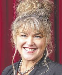 Bill to ban plastic foodware advances